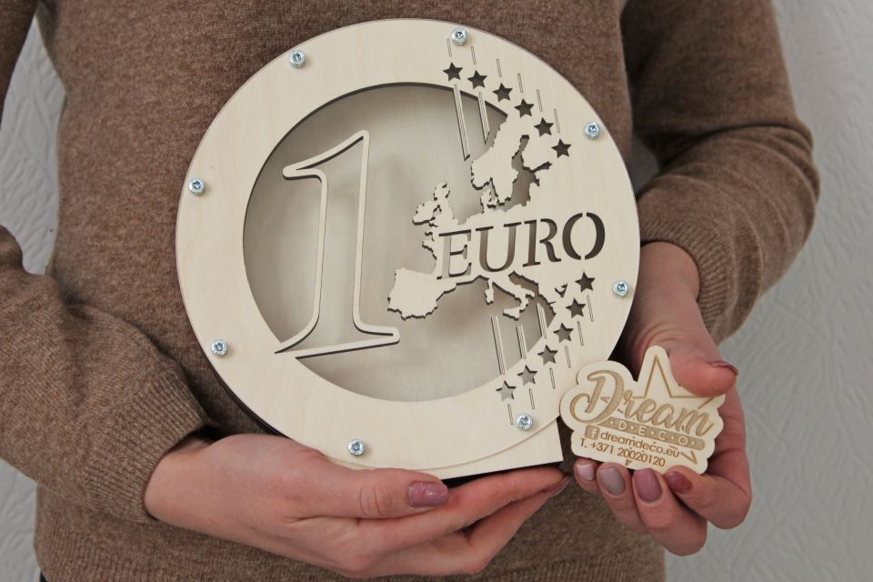 Копилка в виде монеты - 1 EURO 