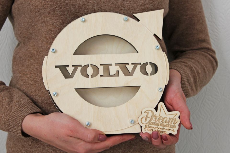 Krājkase apaļa ar automašīnas VOLVO logotipu