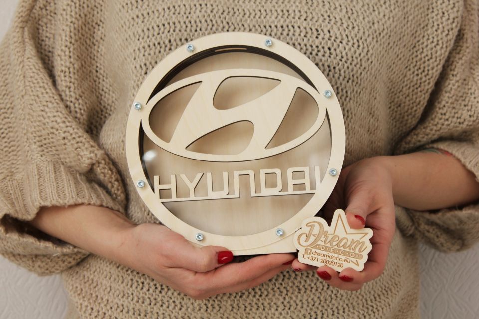 Krājkase apaļa ar automašīnas logotipu HYUNDAI