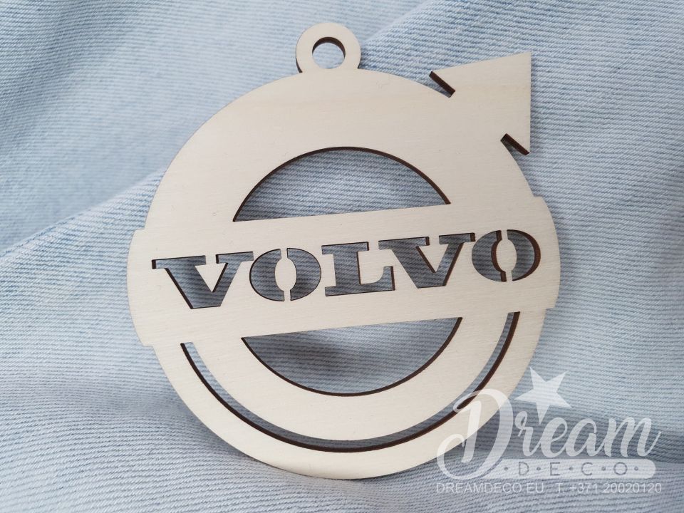 Automašīnas piekariņš ar Volvo logotipu