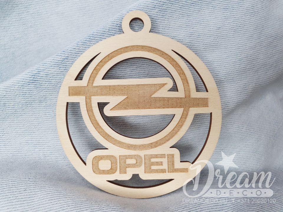 Automašīnas piekariņš ar Opel logotipu