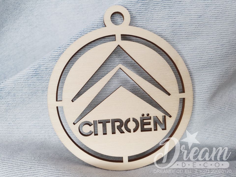 Automašīnas piekariņš ar Citroen logotipu