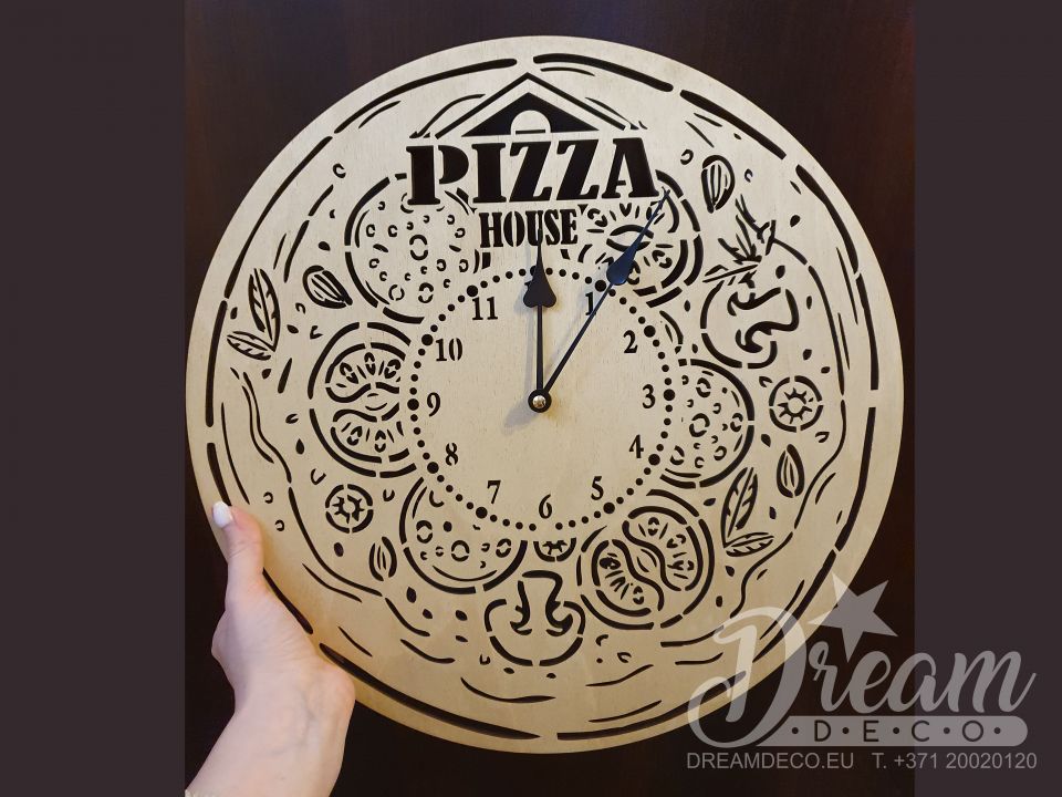 Часы для кухни в виде пиццы с лого и надписью 