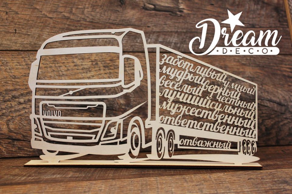 Cirsts dekors uz statīva auto Truck Volvo RU ar patīkamiem vārdiem vīriešiem