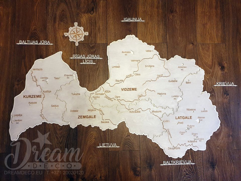 Декоративная карта Латвии