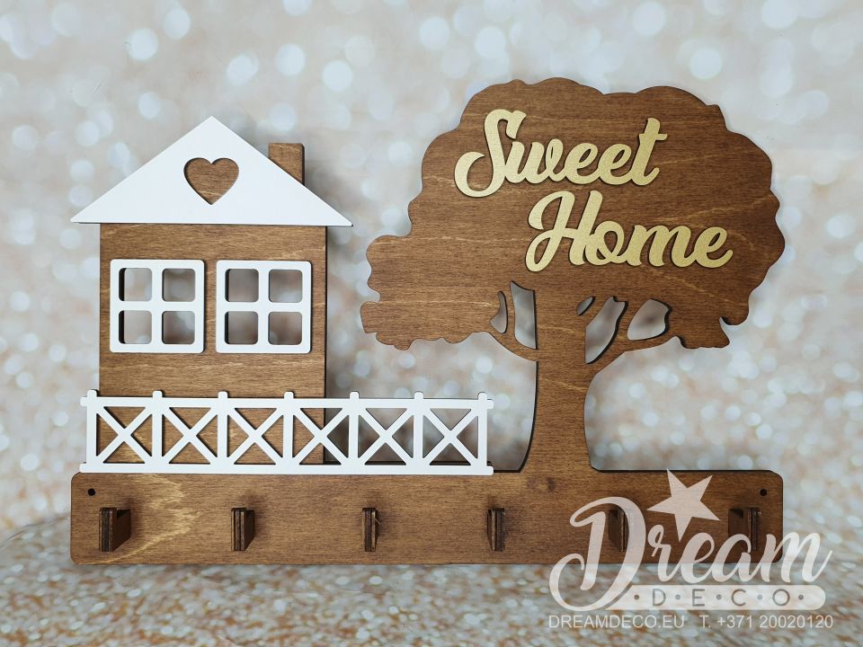 Atslēgu turētājs ar māju un koku ar uzrakstu "Sweet Home"
