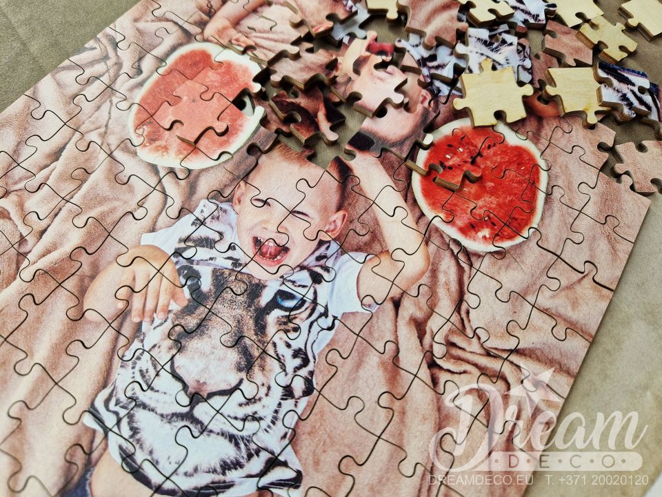 Деревянная мозаика под заказ с вашей любимой фотографией (150 деталей)