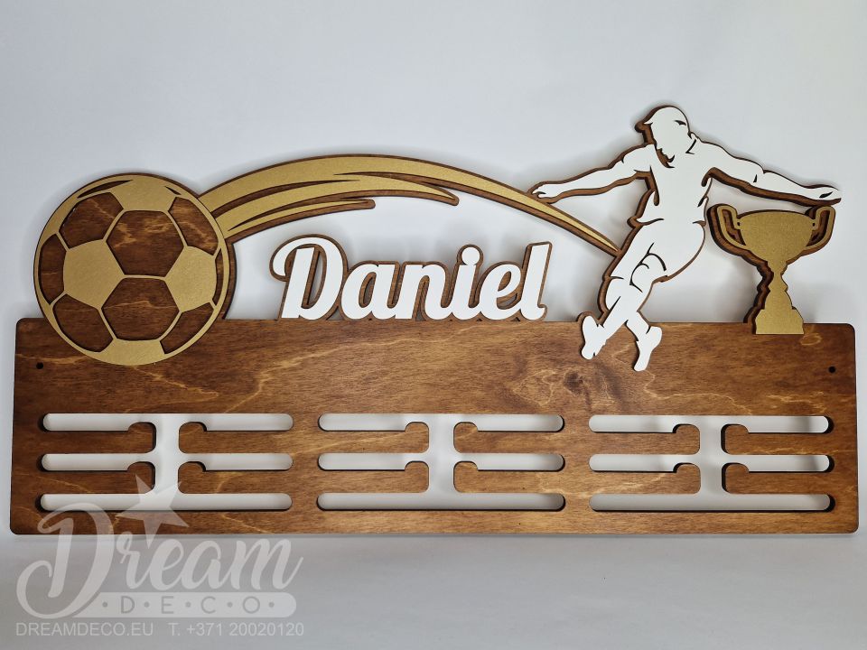 Декоративная деревянная именная медальница для футболиста