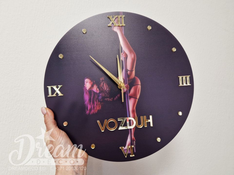 Часы для танцевальной студии с фото и надписью - VOZDUH