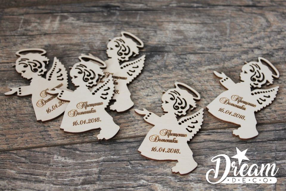 Деревянные магнитики на крестины