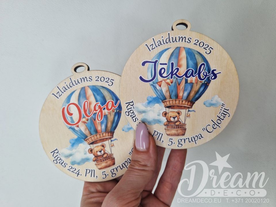 Personalizēta izlaiduma medaļa ar gaisa balonu