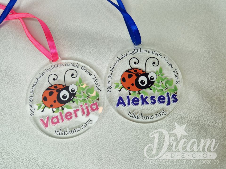 Medaļas bērnudārza izlaidumam