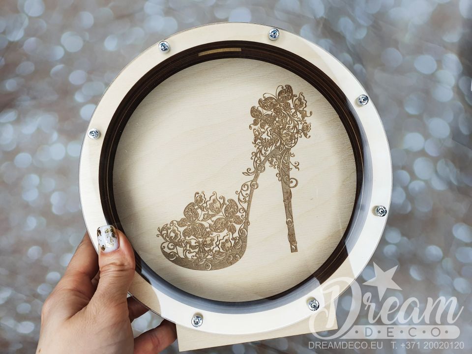 Деревянная копилка для денег с гравировкой