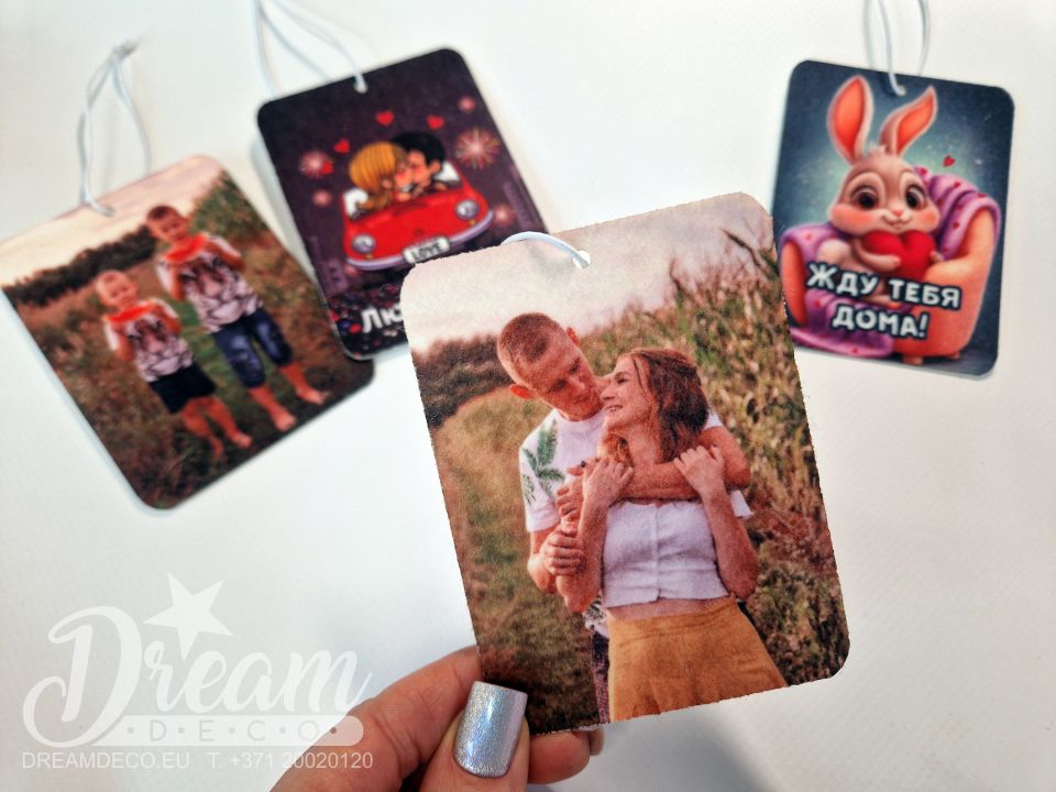 Auto gaisa atsvaidzinātājs ar jūsu foto